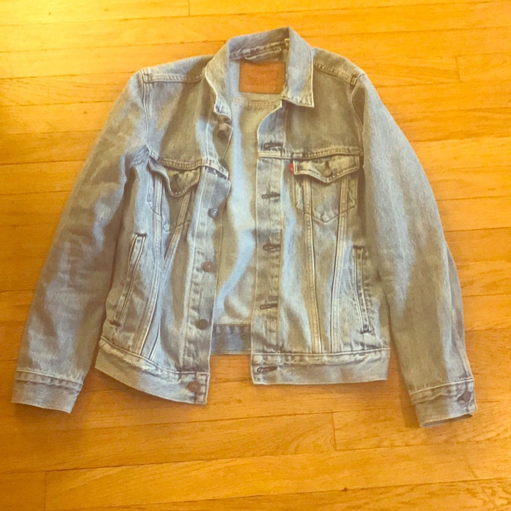 Men’s Size Small Levi’s Jacket Stonewash